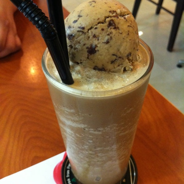 How to Make Iced Coffee Like a Pro
